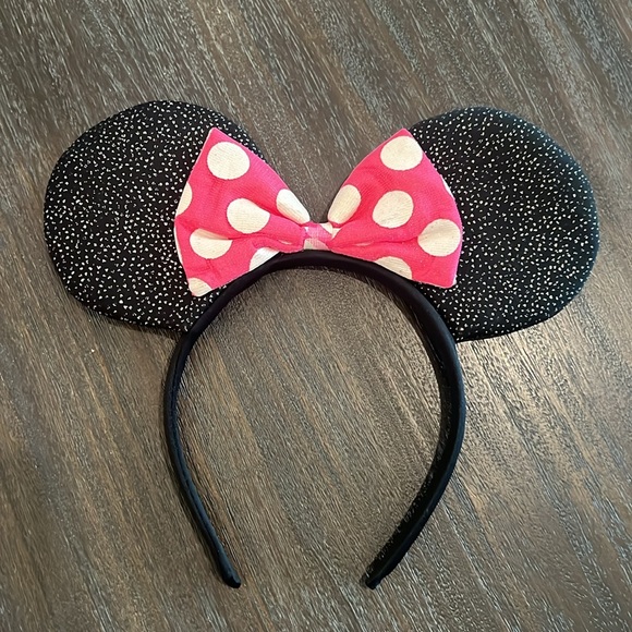 Disney Minnie Mouse Girls Play Costume Dress with Ears. Size 4-6X - Picture 2 of 9